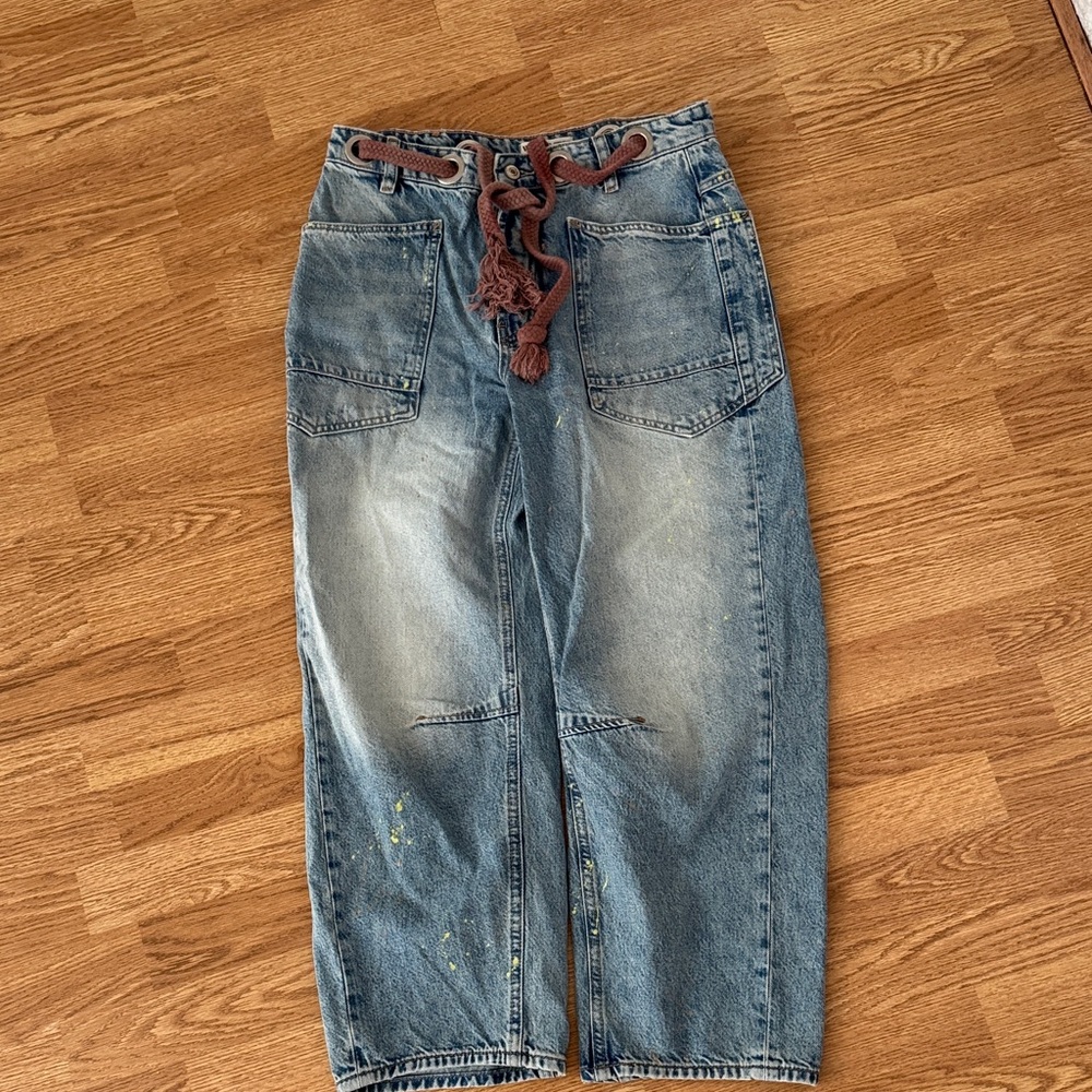 We The Free Blue moxie Denim with Brown Rope Belt